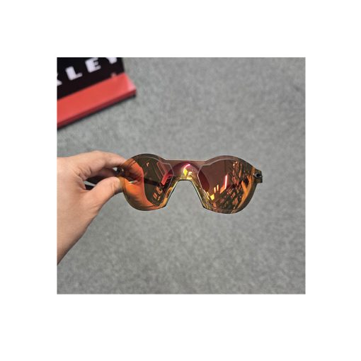 کالای ایراد دار عینک کوهنوردی اوکلی مدل سابزیرو قرمز– Open Box Oakley Sub zero Prizm 009098